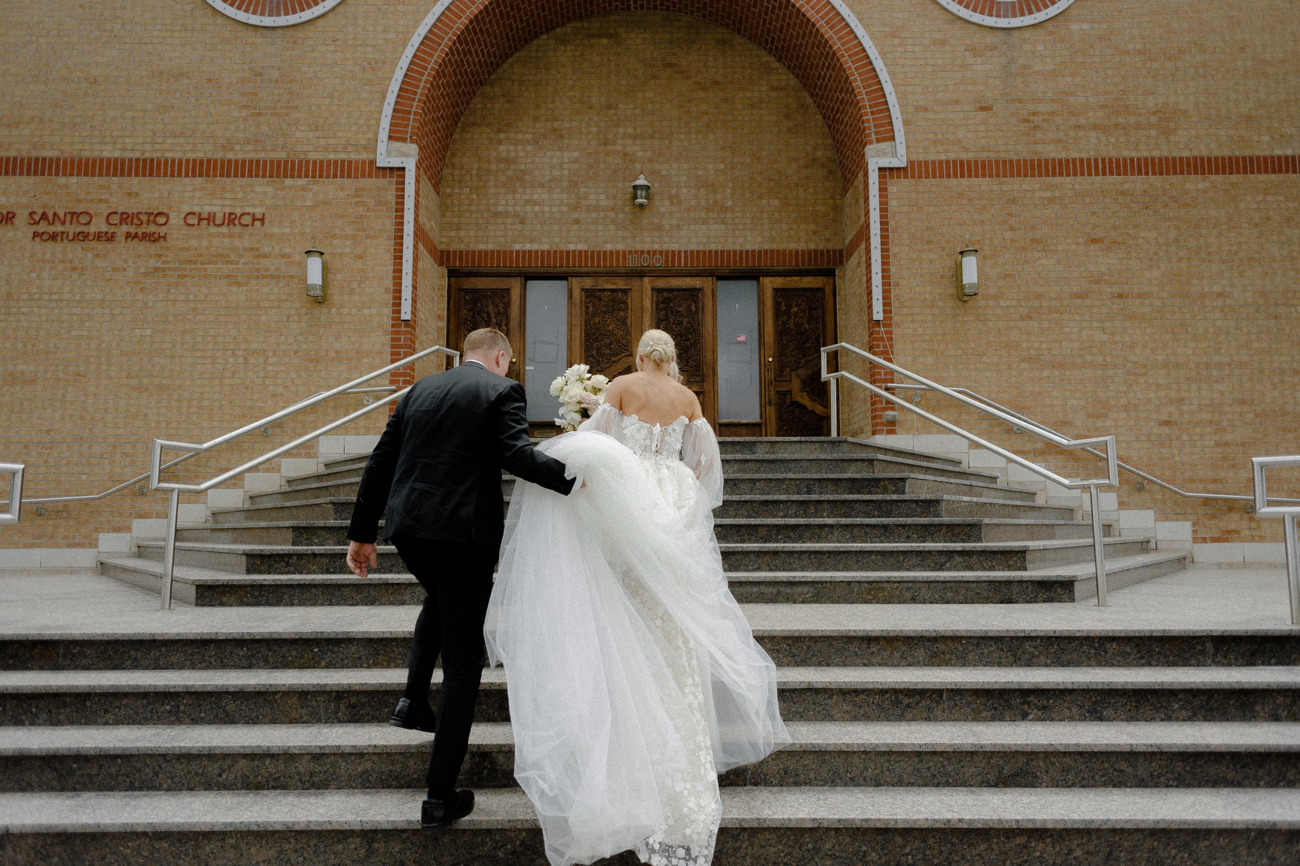 Photo 128 of 526